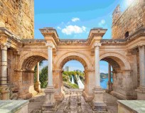 Antalya, în top pentru vacanțele de vară: Turcia a depășit Grecia la numărul de turiști, cu peste 63 de milioane de călători anul trecut 
